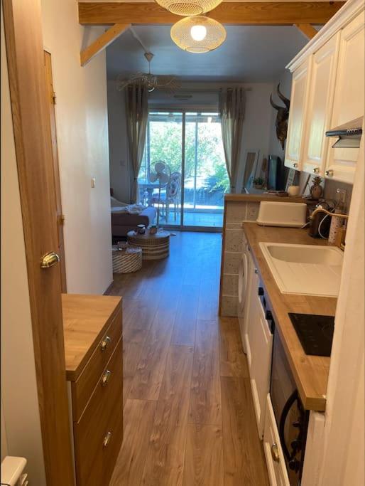Superbe Appartement Avec Jardin & Jacuzzi - En Face De La Mer ラシオタ エクステリア 写真